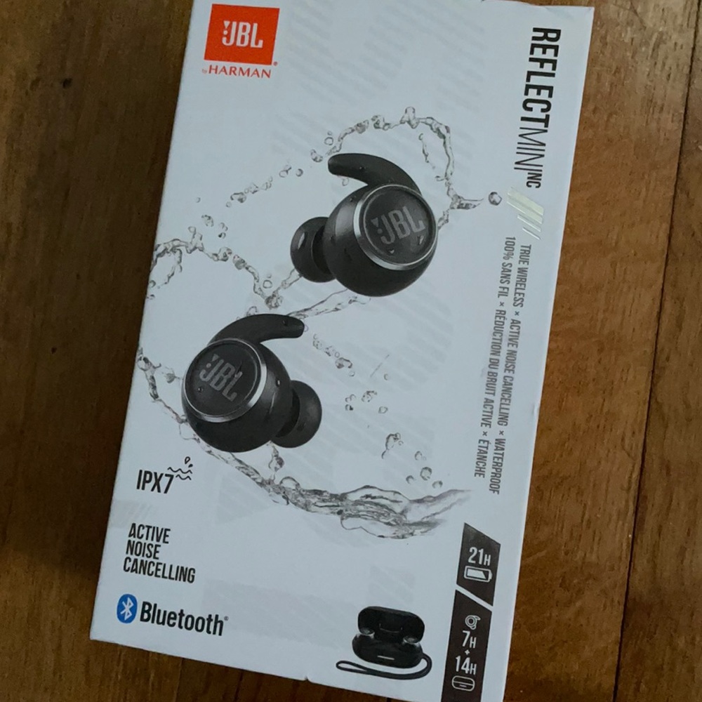 JBL Reflect Mini Waterproof Wireless In-Ear Noise Canceling Sport Earphones